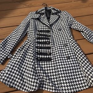 Classy Houndstooth Coat